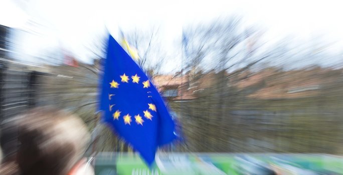 Dėl „Mere“ griūties Lietuvoje: advokatai įspėja apie galimus nuostolius